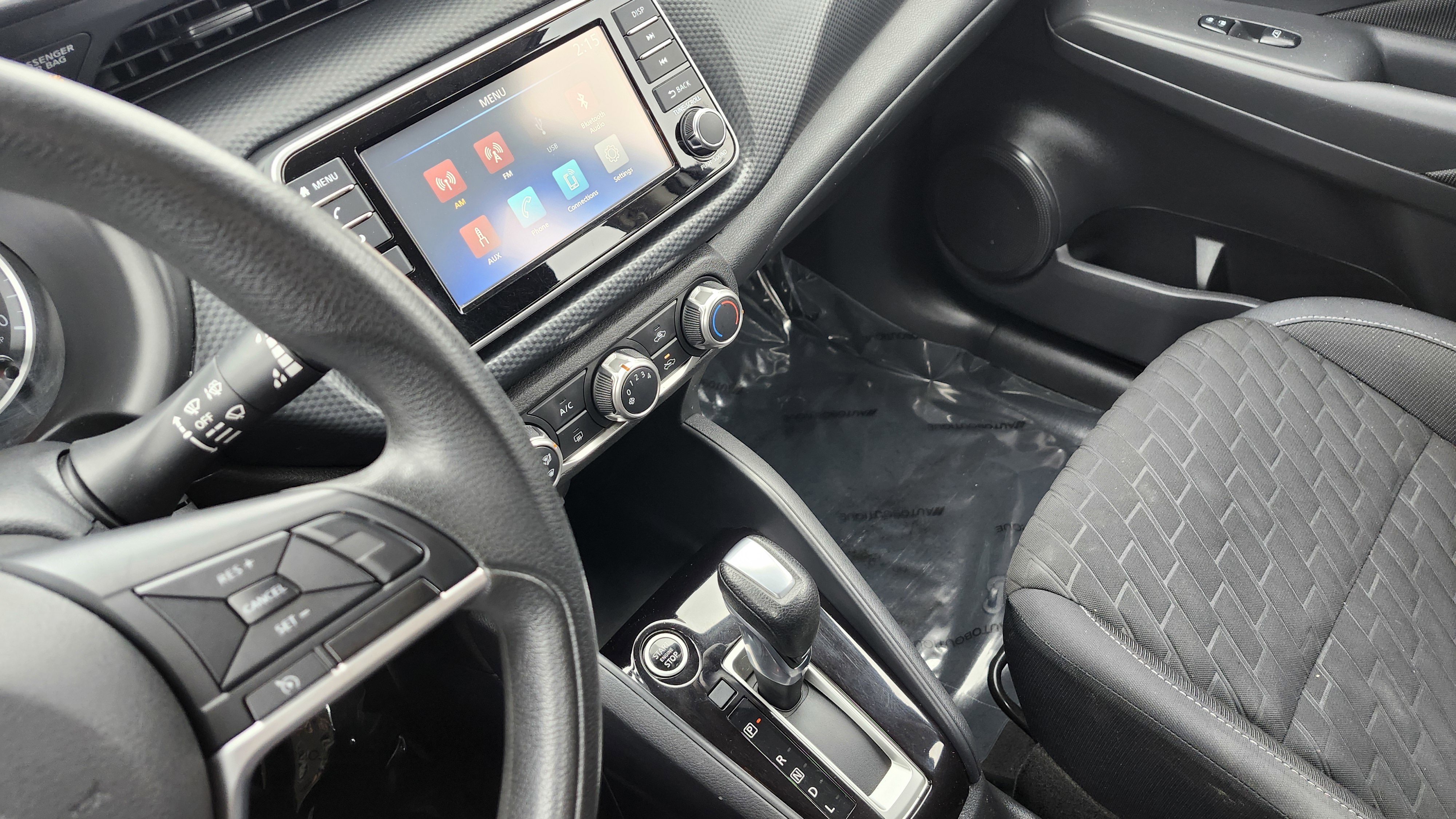 Used 2021 Nissan Kicks S image 25