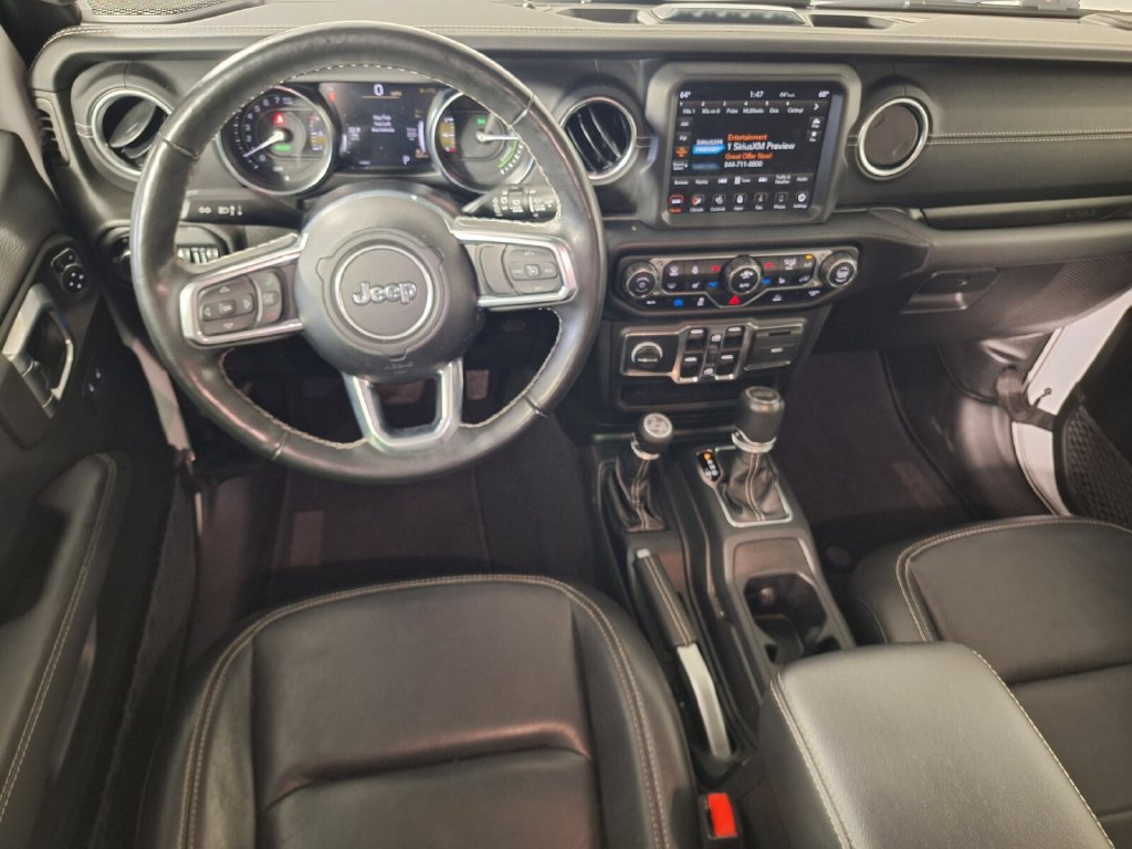 Used 2022 Jeep Wrangler Unlimited Sahara w/ Cold Weather Group AWD/4WD image 11