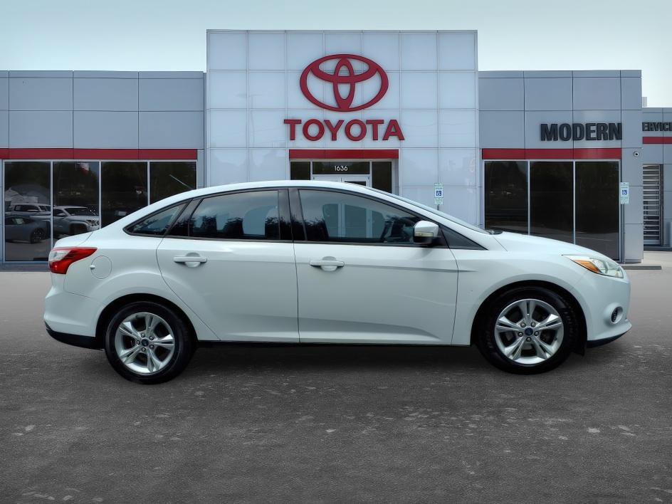 Used 2014 Ford Focus SE FWD image 6
