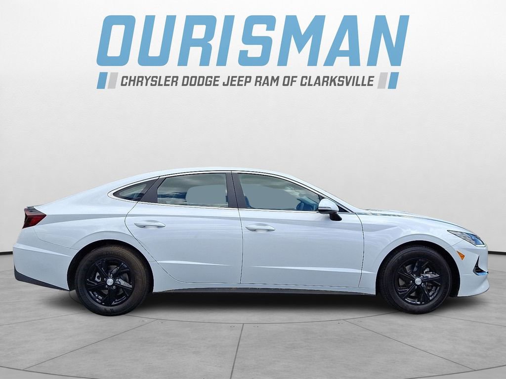 Used 2023 Hyundai Sonata SE FWD image 7