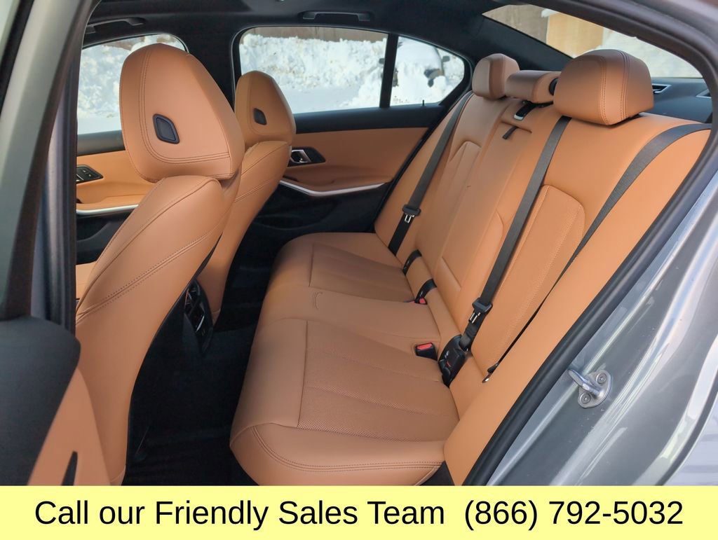 Used 2024 BMW 330i xDrive Sedan w/ Premium Package image 28