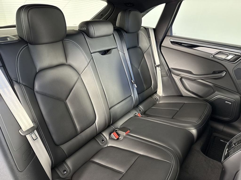 New 2026 Porsche Macan S AWD/4WD image 23