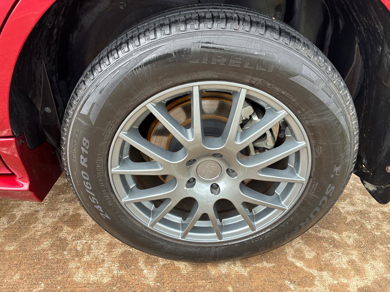 Used 2014 Ford Edge Sport w/ Driver Entry Package FWD image 12