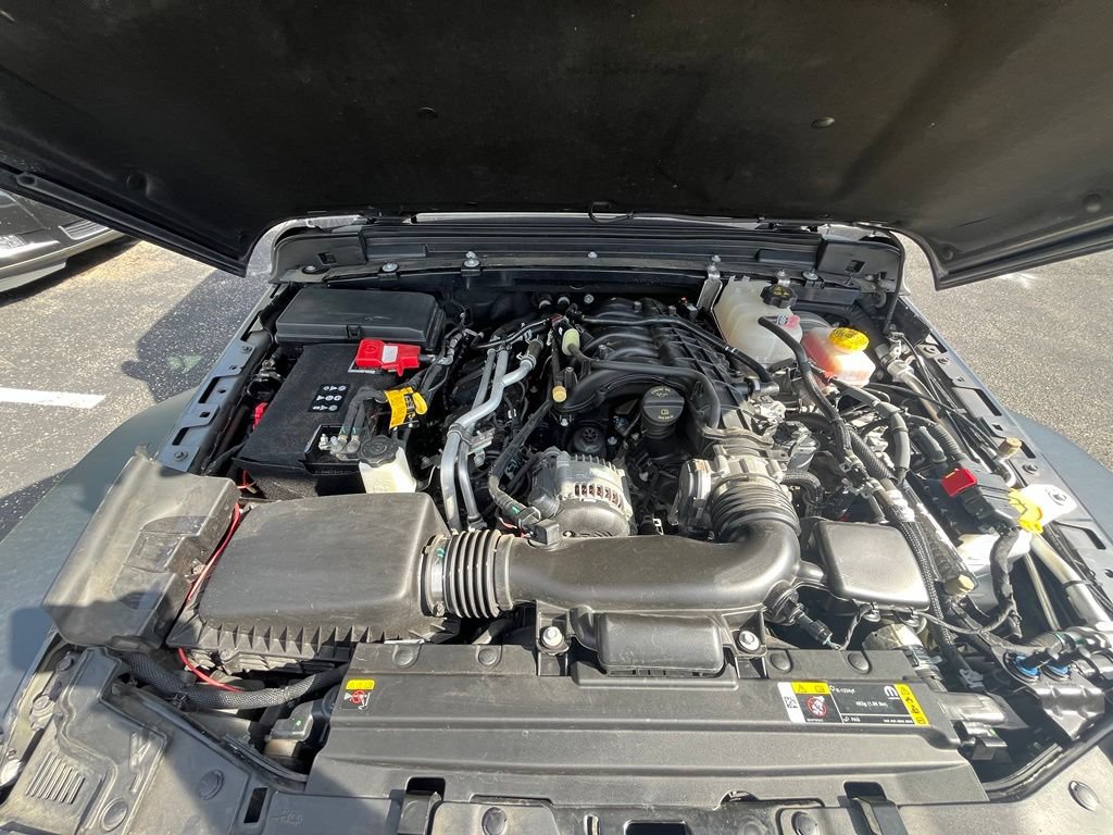 Used 2022 Jeep Wrangler Sport AWD/4WD image 25