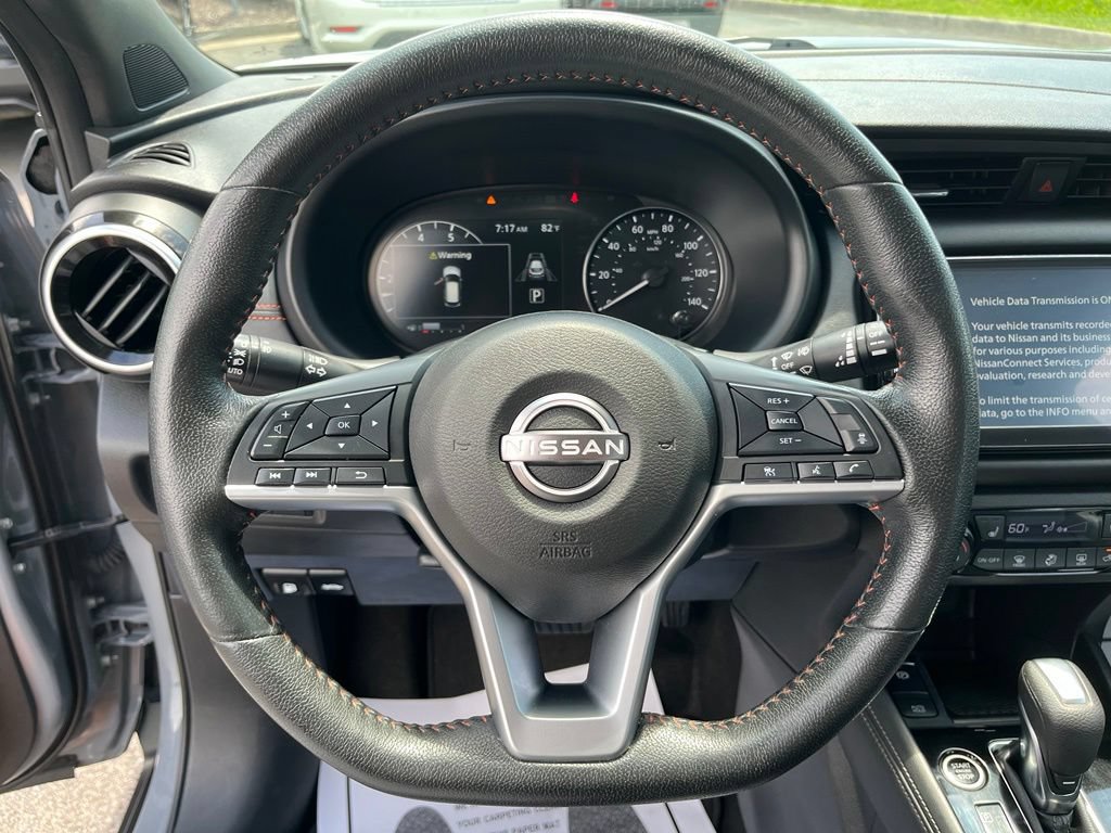 Used 2023 Nissan Kicks SR w/ SR Premium Package FWD image 14