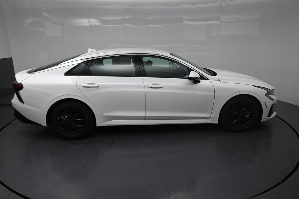 New 2026 Kia K5 LXS FWD image 10