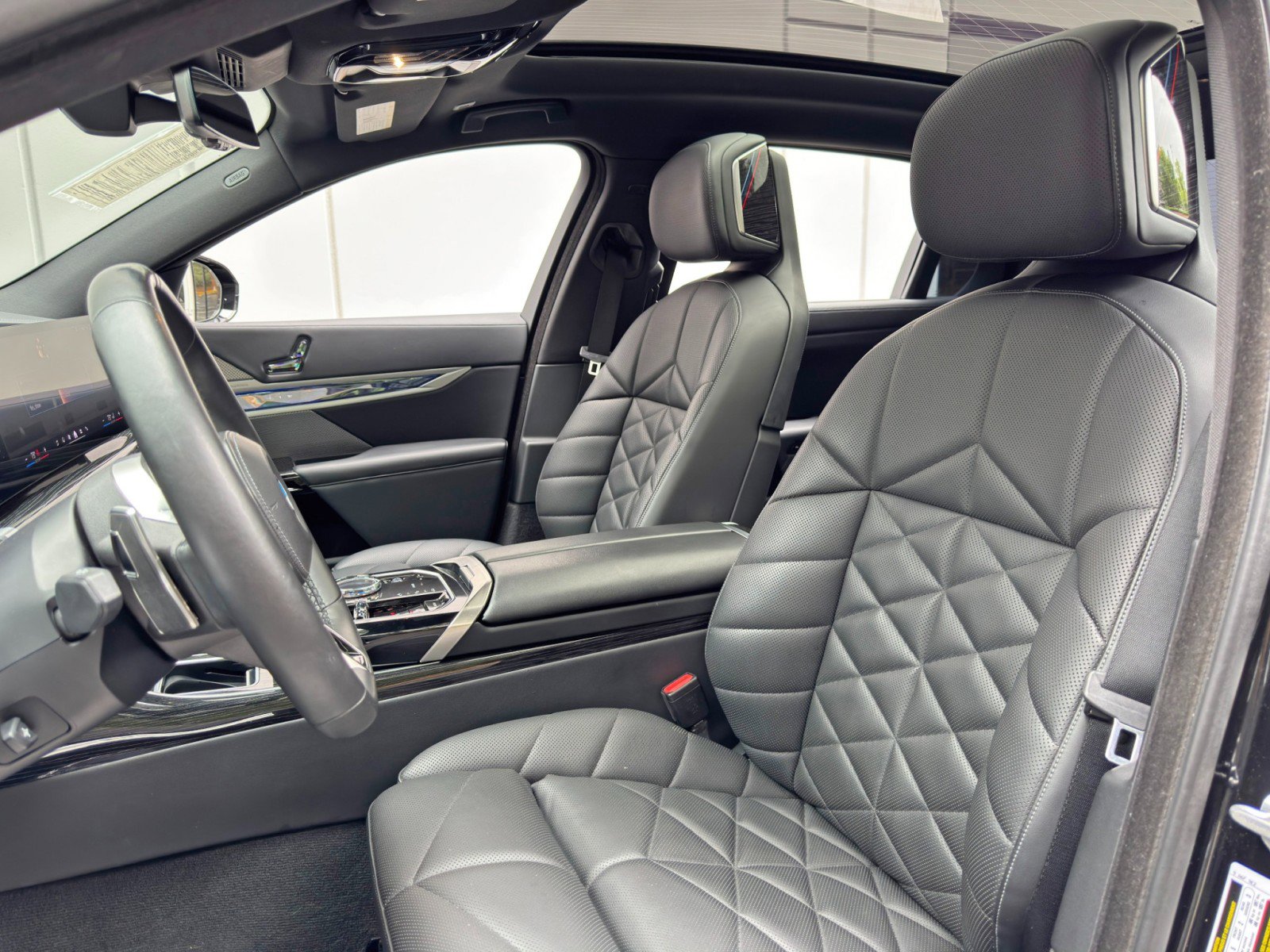 Used 2023 BMW 740i RWD image 49