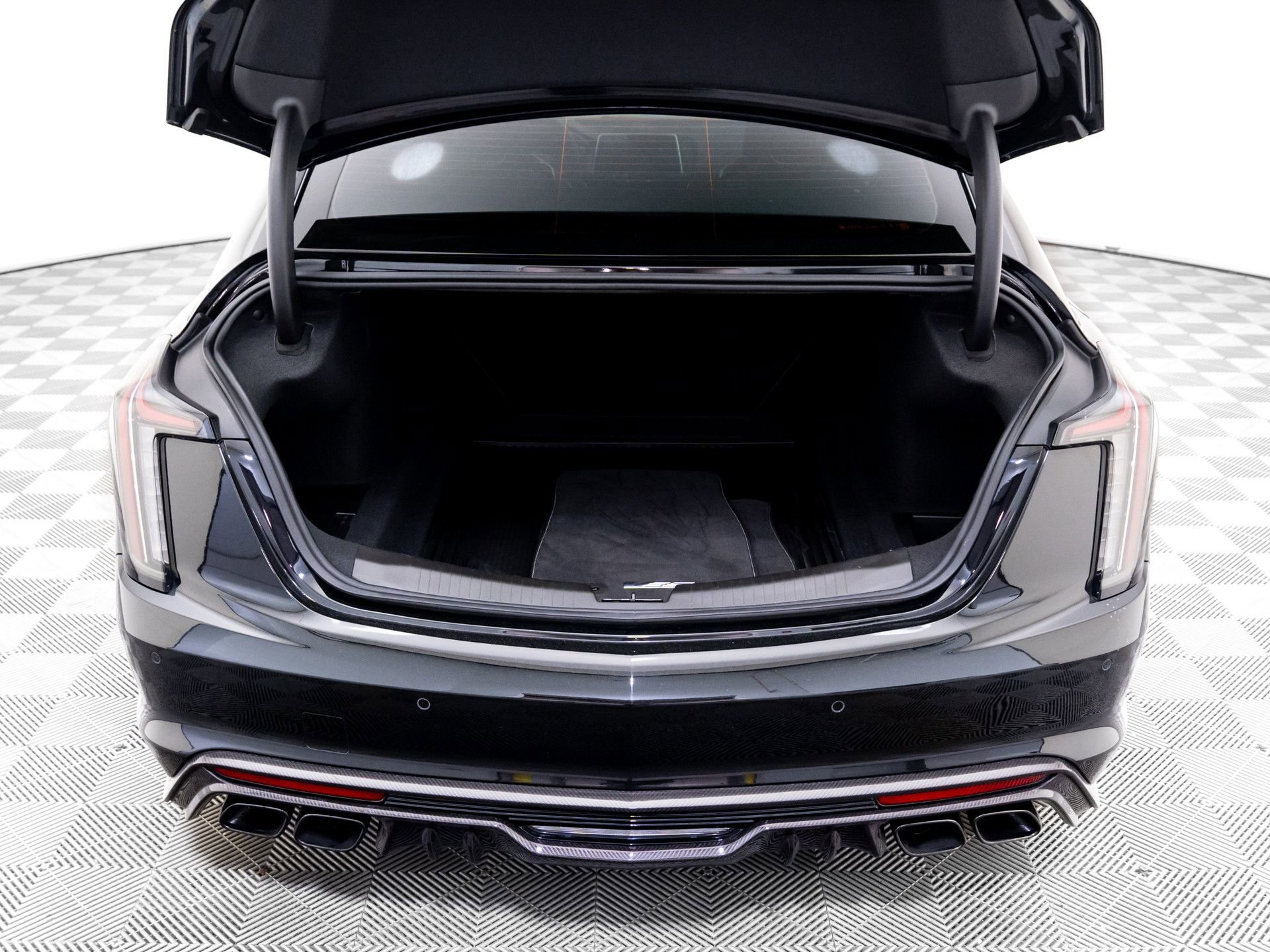 Used 2024 Cadillac CT5 V Blackwing w/ Carbon Fiber Package 2 image 31