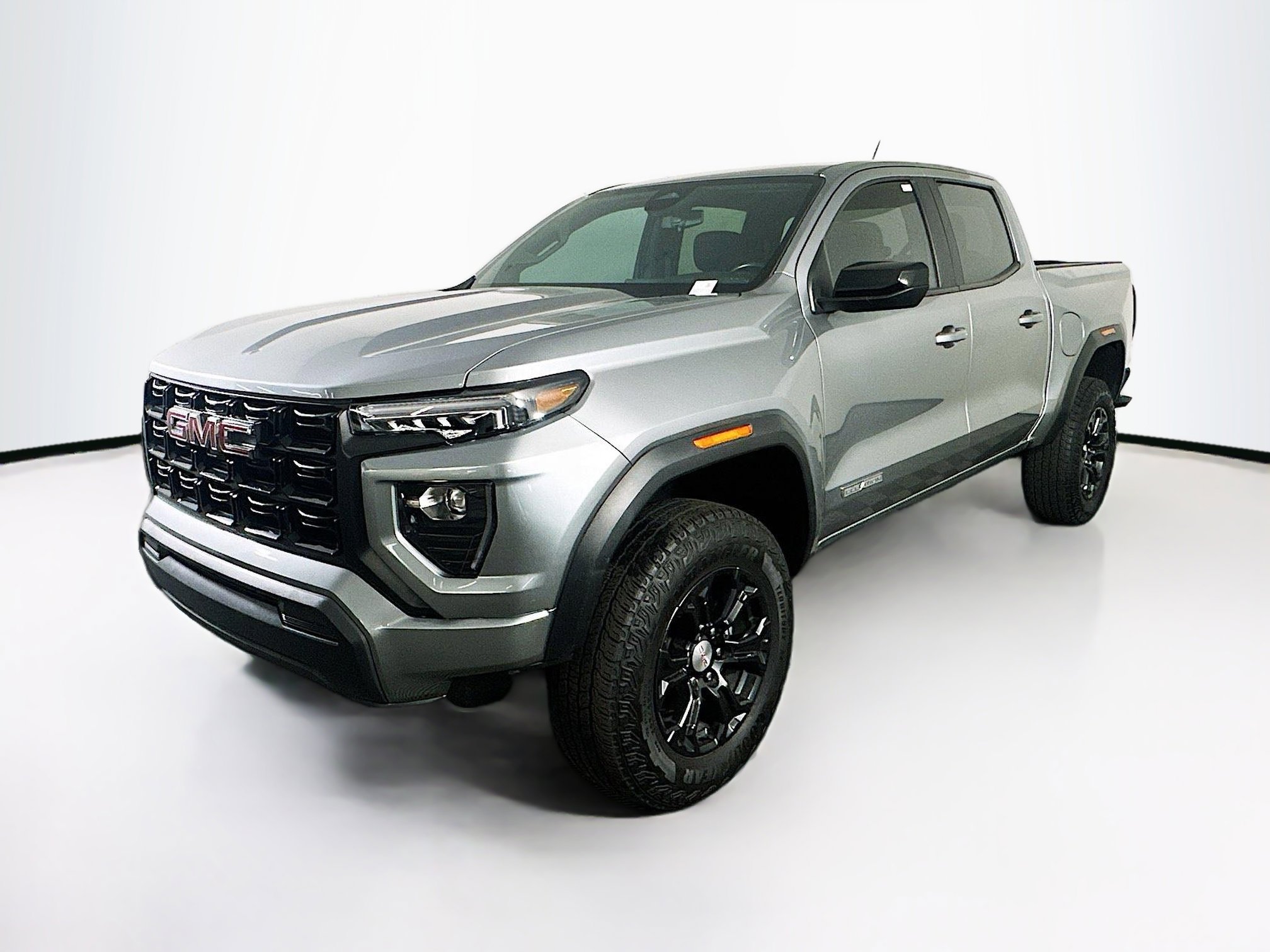 Used 2024 GMC Canyon Elevation RWD image 3