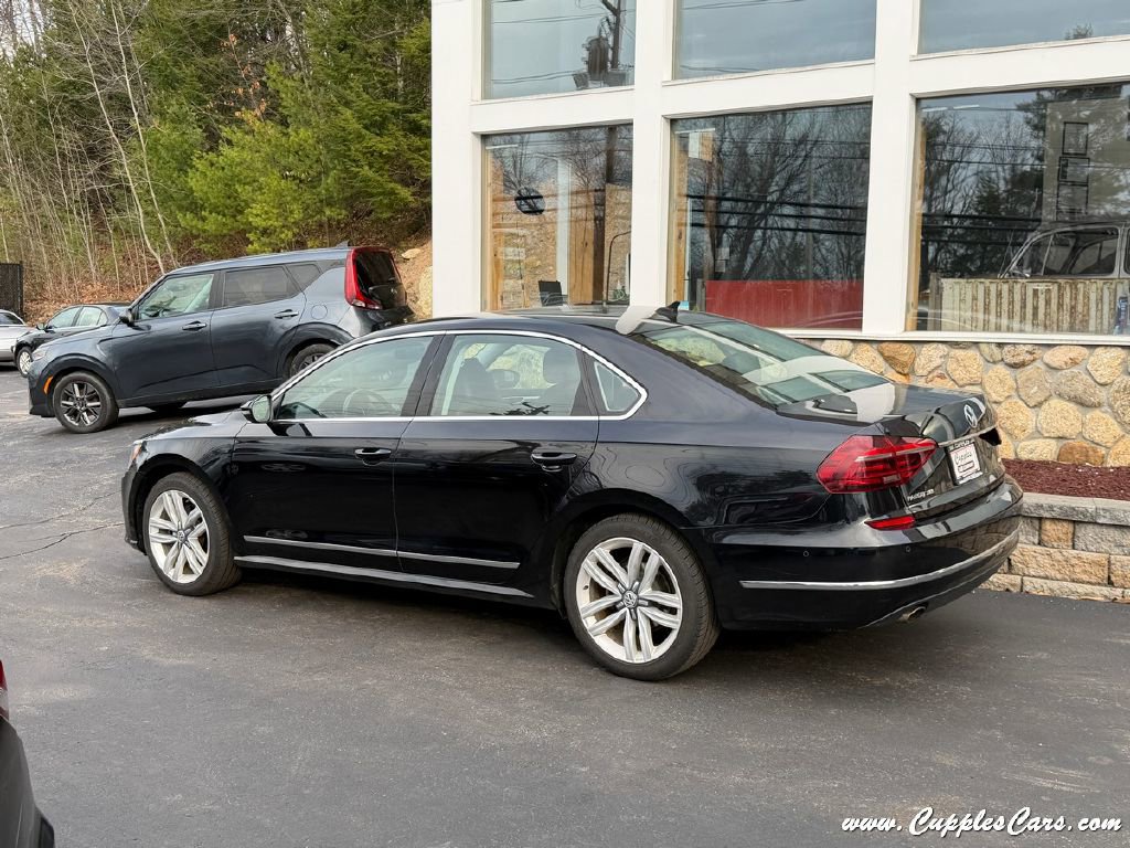 Used 2017 Volkswagen Passat 1.8T SEL Premium FWD image 3
