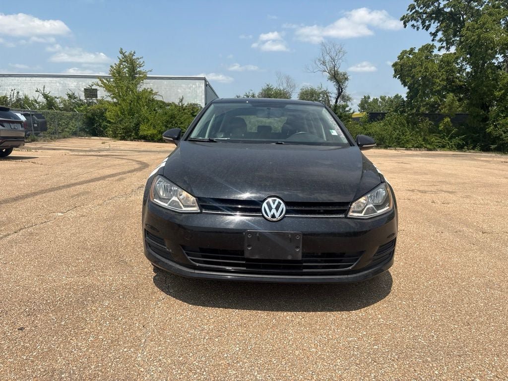 Used 2016 Volkswagen Golf S FWD image 2