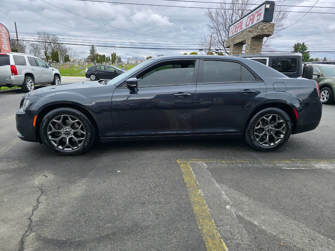 Used 2016 Chrysler 300 S w/ 300S Premium Group image 6