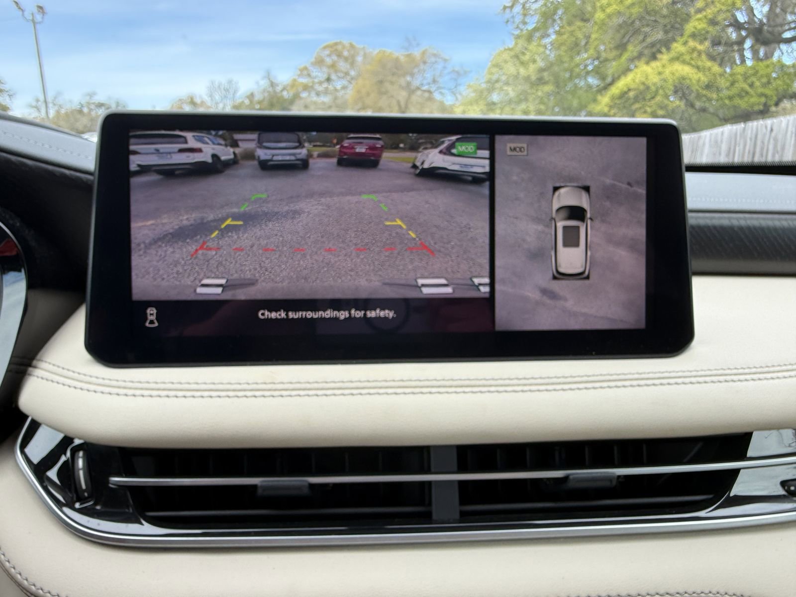 Used 2025 INFINITI QX60 Sensory image 29