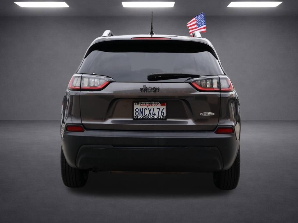 Used 2019 Jeep Cherokee Latitude Plus image 5