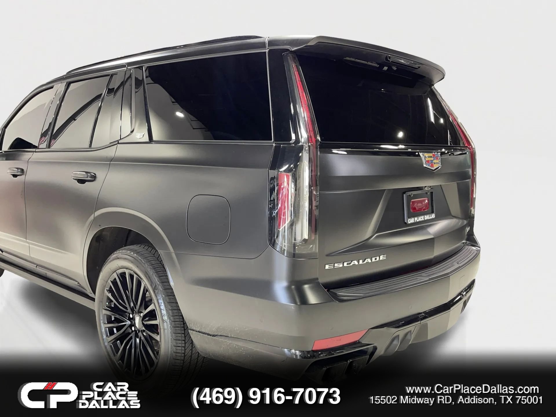 Used 2023 Cadillac Escalade V w/ Heavy-Duty Trailer Package AWD/4WD image 15