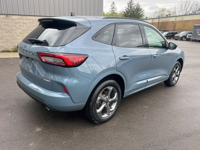 Used 2024 Ford Escape ST-Line w/ Tech Pack #1 AWD/4WD image 5