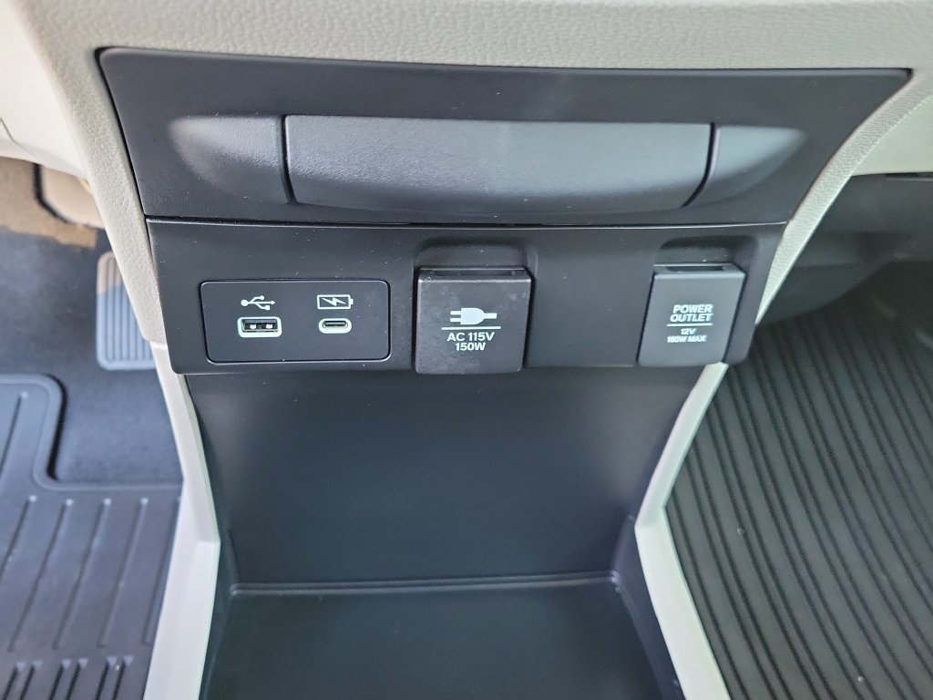Certified 2026 Honda Odyssey Touring image 41