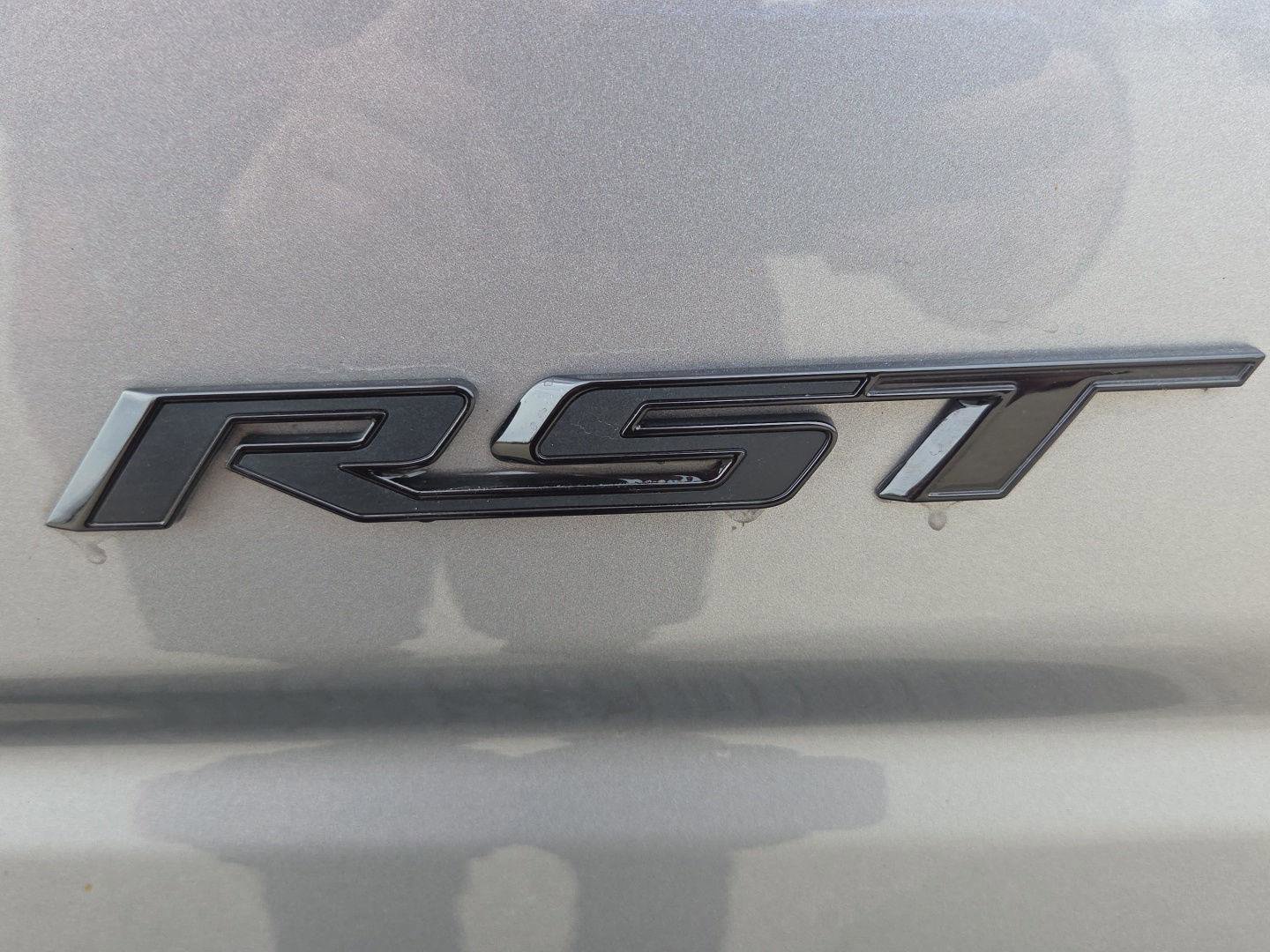Used 2023 Chevrolet Silverado 1500 RST AWD/4WD image 5
