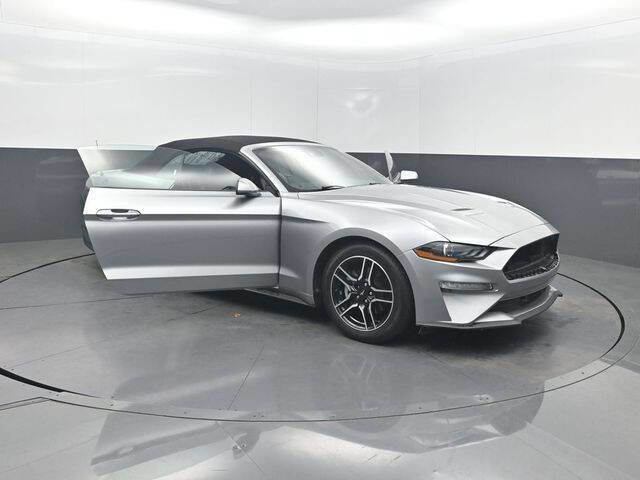 Used 2022 Ford Mustang Premium image 32