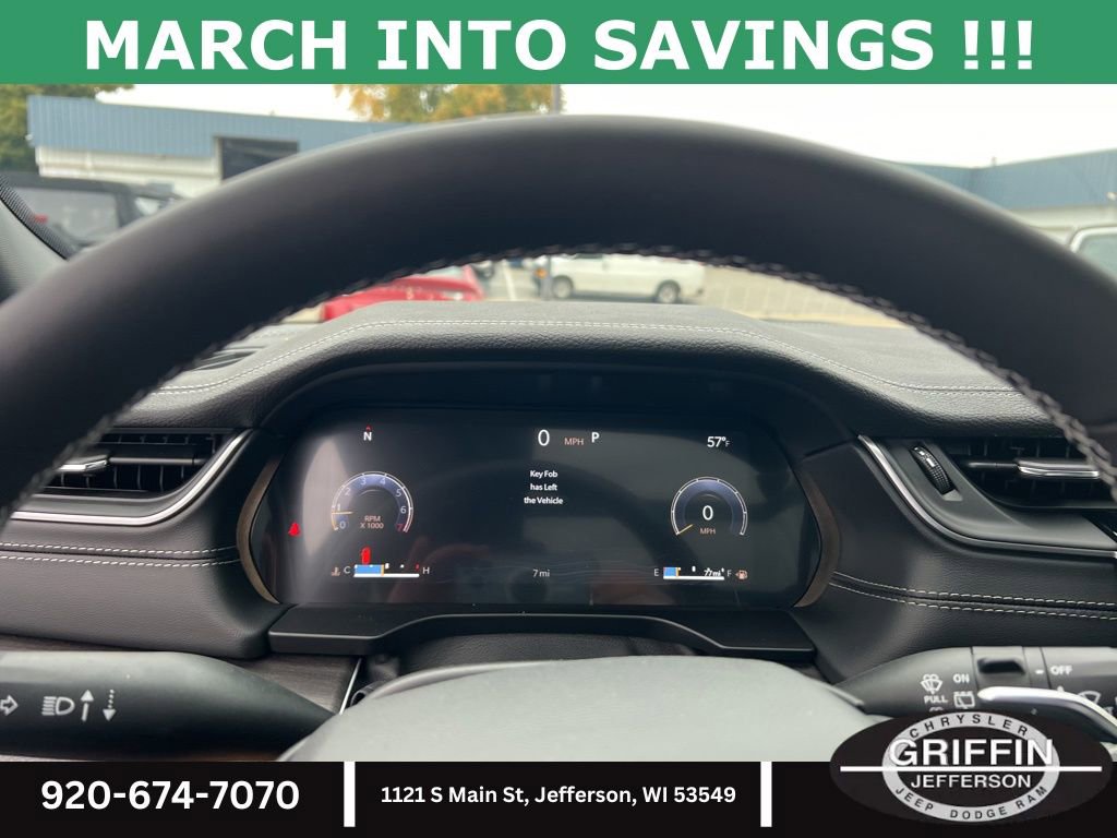 New 2025 Jeep Grand Cherokee Limited w/ Luxury Tech Group II image 26