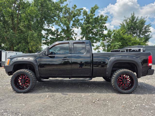 Used 2012 GMC Sierra 1500 SLE w/ Power Tech Package AWD/4WD image 3