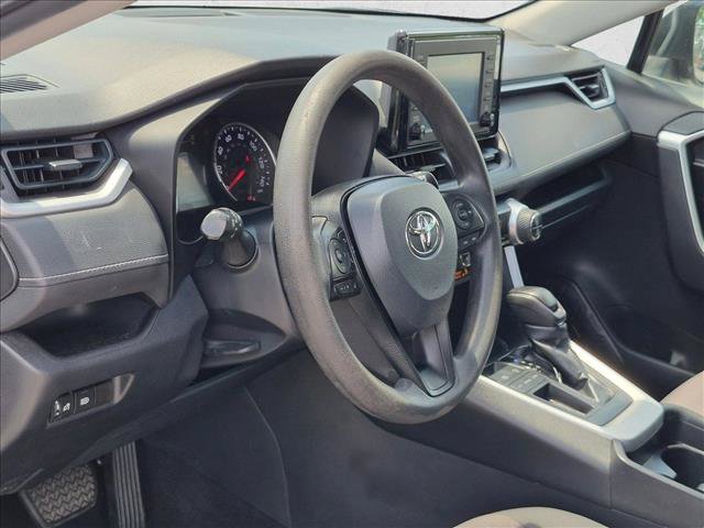Used 2019 Toyota RAV4 XLE FWD image 9