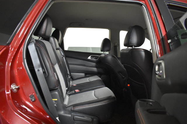 Used 2020 Nissan Pathfinder SV w/ Rock Creek Edition AWD/4WD image 34