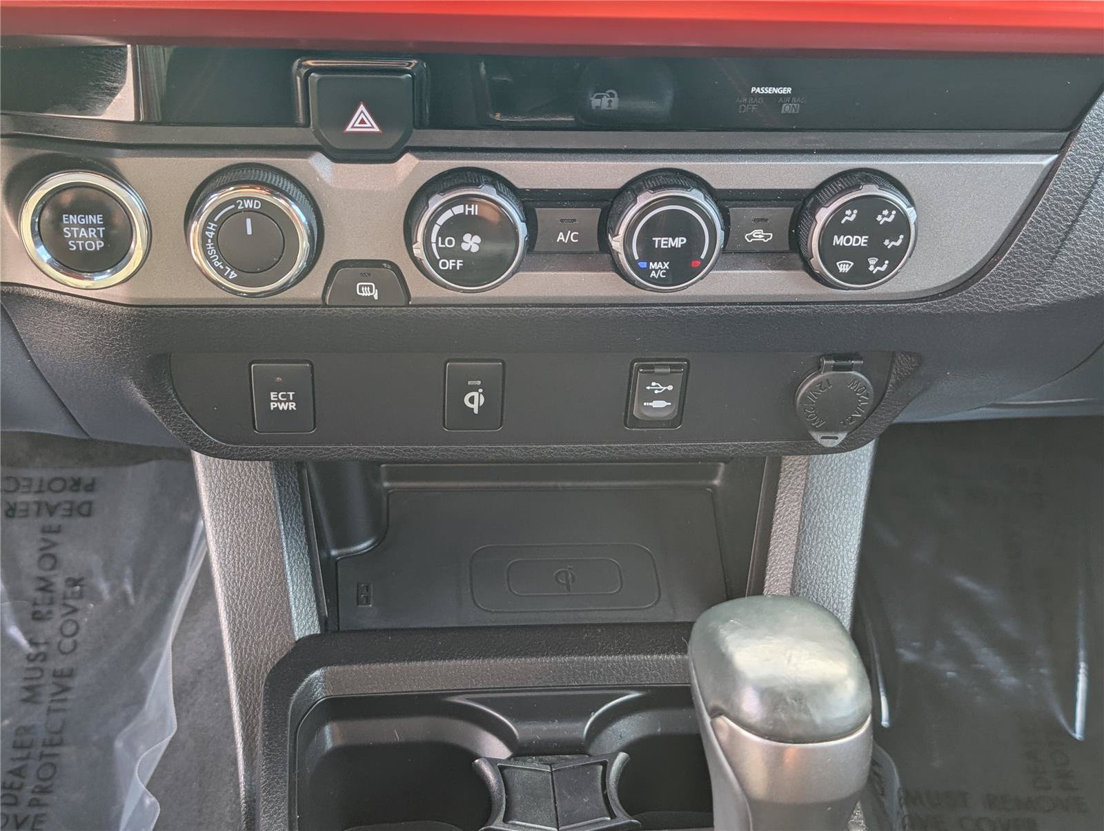 Used 2016 Toyota Tacoma TRD Sport w/ Towing Package AWD/4WD image 26