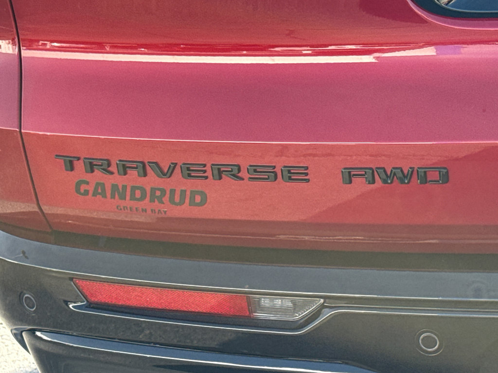 Certified 2024 Chevrolet Traverse RS w/ LPO, Floor Liner Package image 8