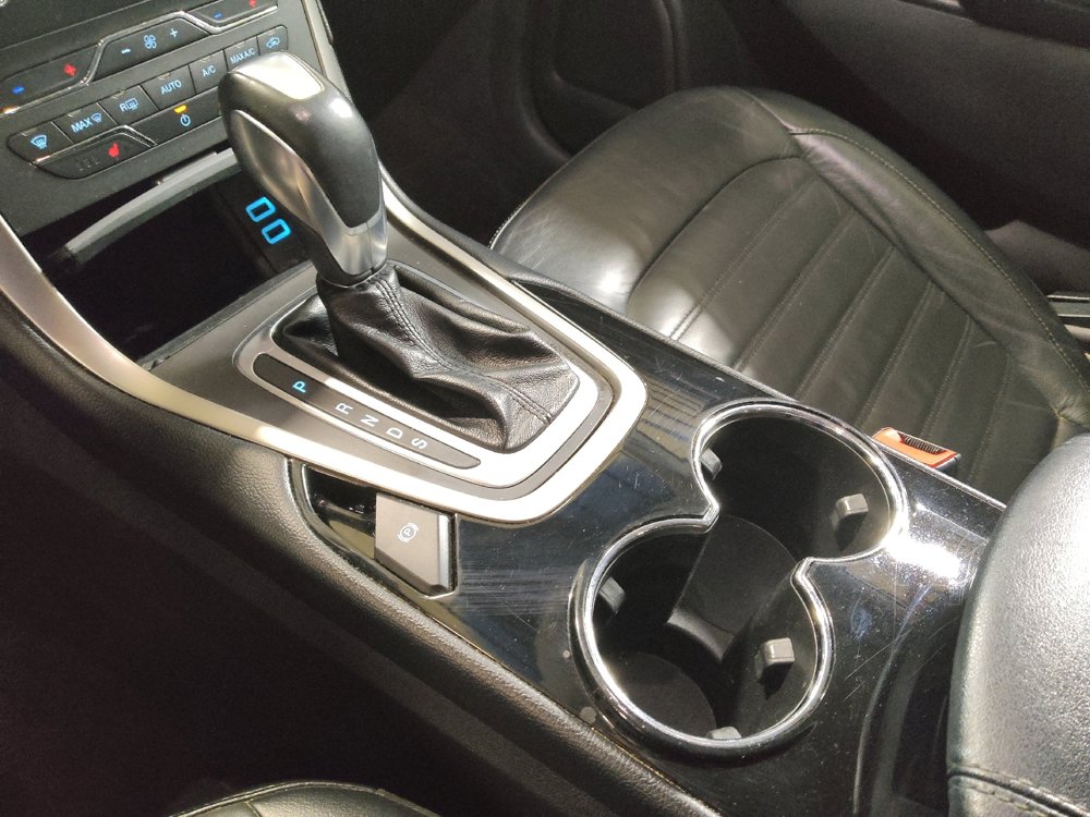 Used 2017 Ford Edge SEL w/ Equipment Group 201A image 26