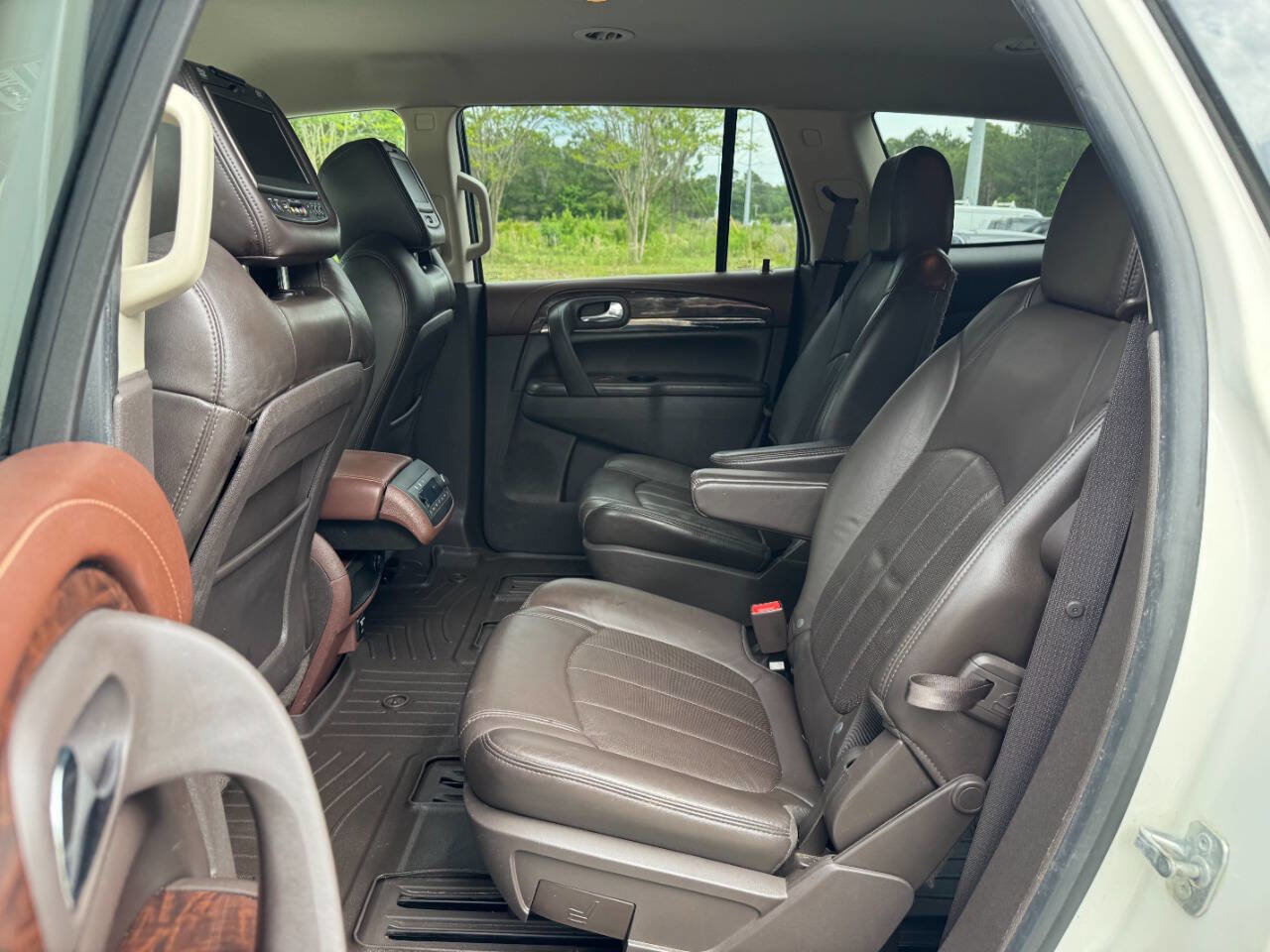 Used 2014 Buick Enclave Leather w/ Trailering Provision Package FWD image 12