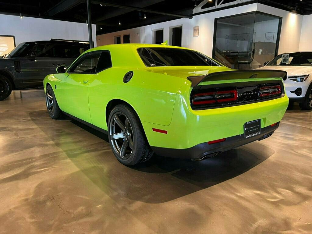 Used 2023 Dodge Challenger SRT Hellcat w/ Driver Convenience Group image 3