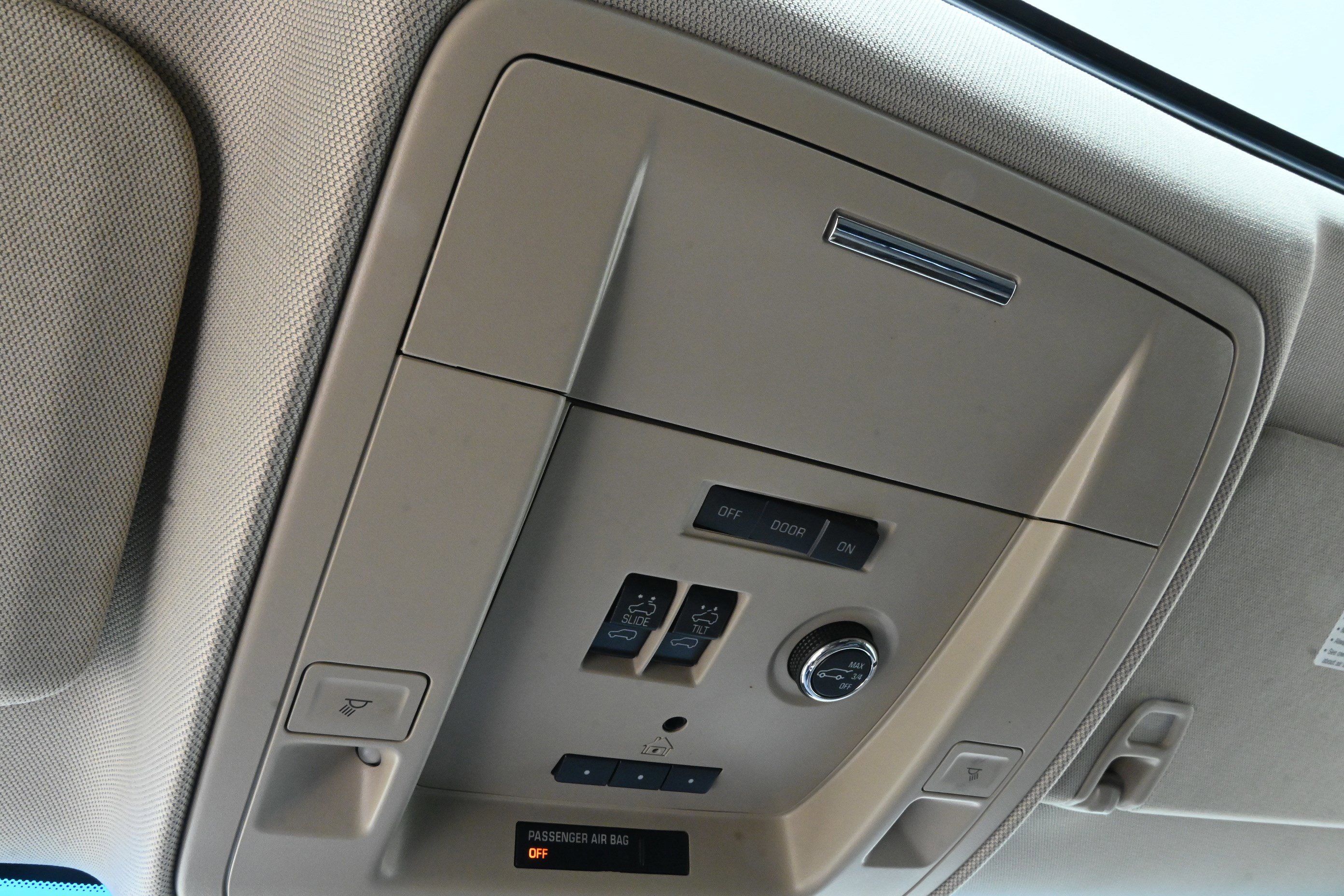 Used 2015 GMC Yukon SLT w/ Open Road Package image 27