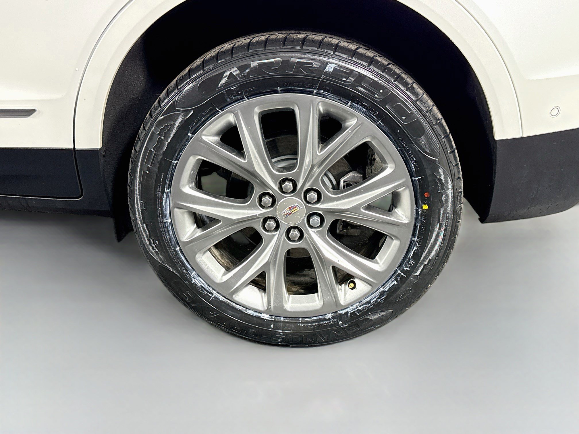 Used 2020 Cadillac XT5 Premium Luxury FWD image 37