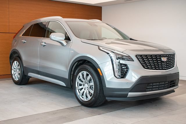 Used 2023 Cadillac XT4 Premium Luxury w/ Enhanced Visibility Package AWD/4WD image 5