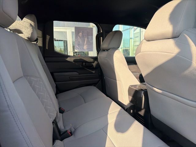 Used 2024 Toyota Tacoma SR5 AWD/4WD image 32