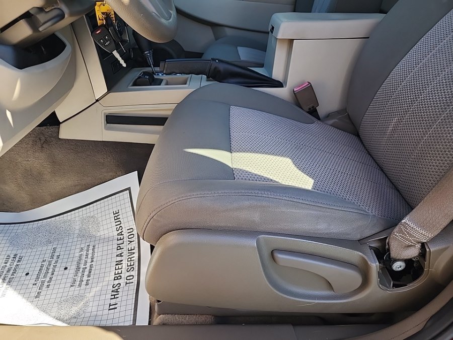 Used 2012 Jeep Liberty Sport AWD/4WD image 30