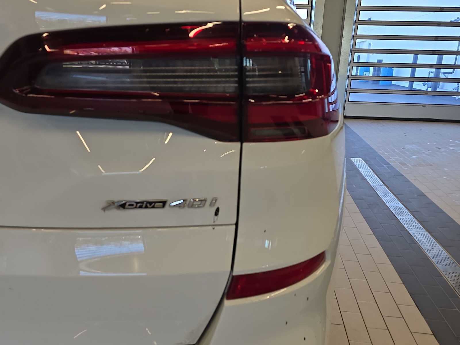 Used 2020 BMW X5 xDrive40i w/ M Sport Package AWD/4WD image 17