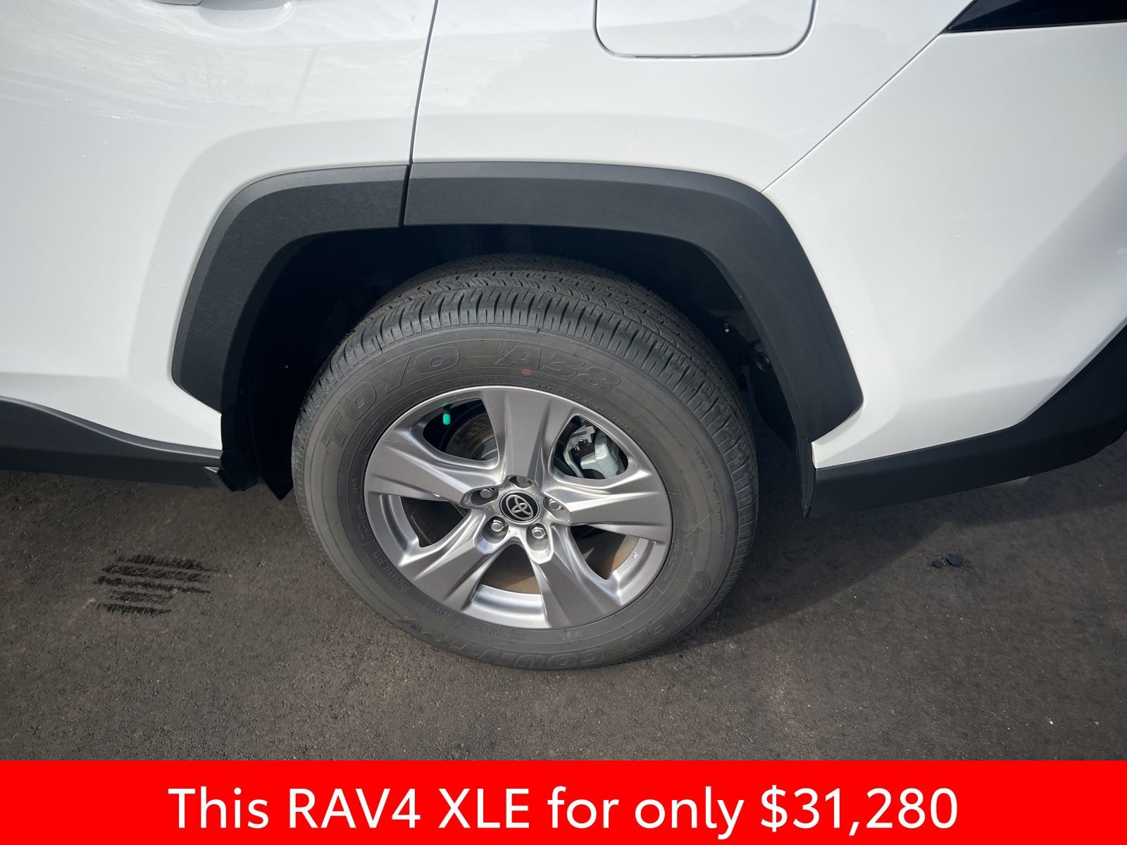 Used 2025 Toyota RAV4 XLE image 14
