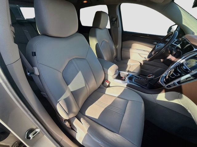 Used 2014 Cadillac SRX Luxury w/ Driver Awareness Package FWD image 24
