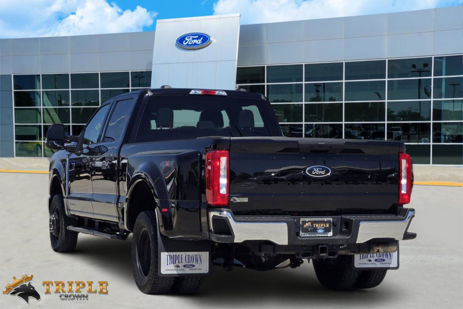 Used 2025 Ford F350 XLT image 4