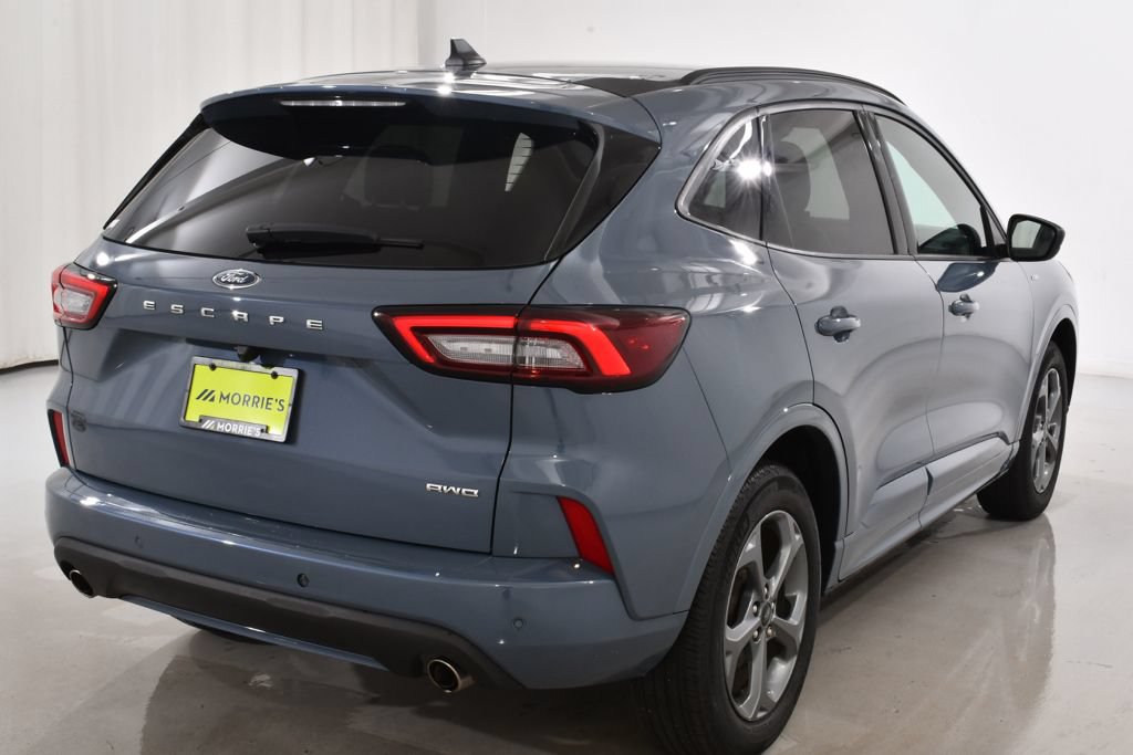 Used 2024 Ford Escape ST-Line w/ Tech Pack #1 AWD/4WD image 12
