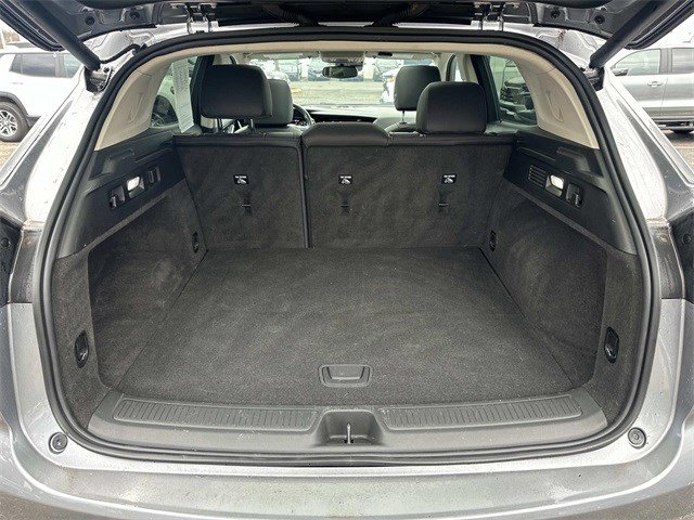 Used 2022 Buick Envision Essence w/ Technology Package I image 12