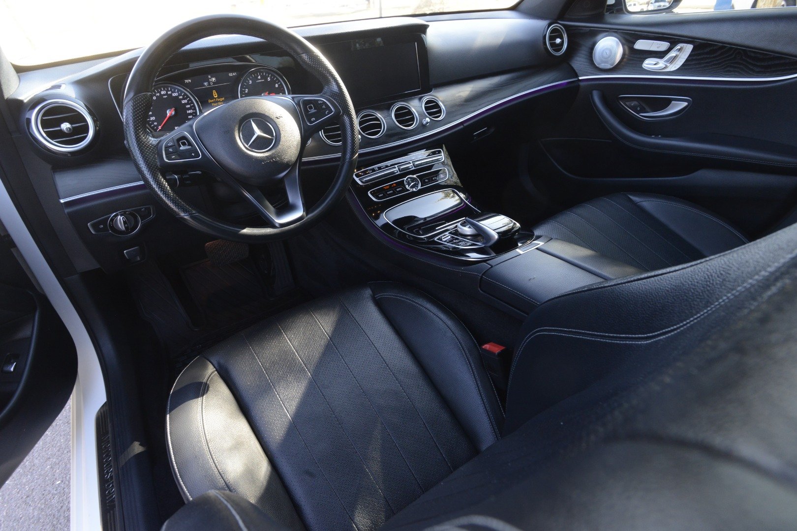 Used 2017 Mercedes-Benz E 300 image 6