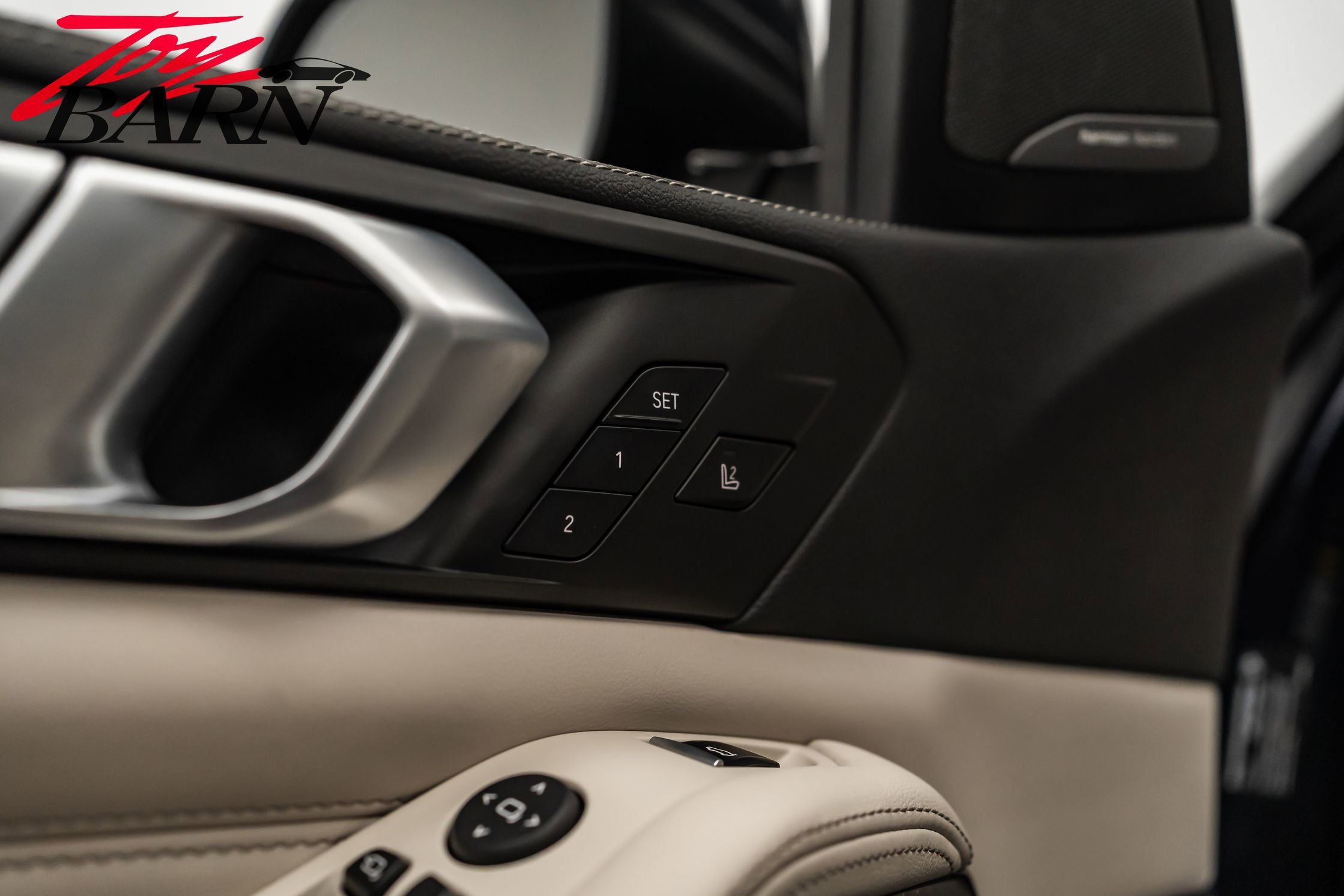 Used 2023 BMW X5 M50i w/ Executive Package image 21