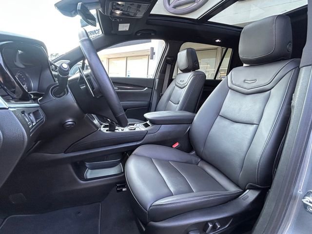 Used 2024 Cadillac XT6 Sport image 13