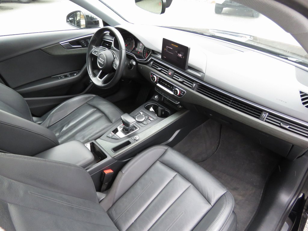 Used 2019 Audi A4 2.0T Premium image 14