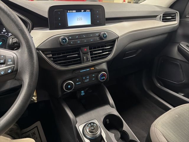 Used 2022 Ford Escape S image 24