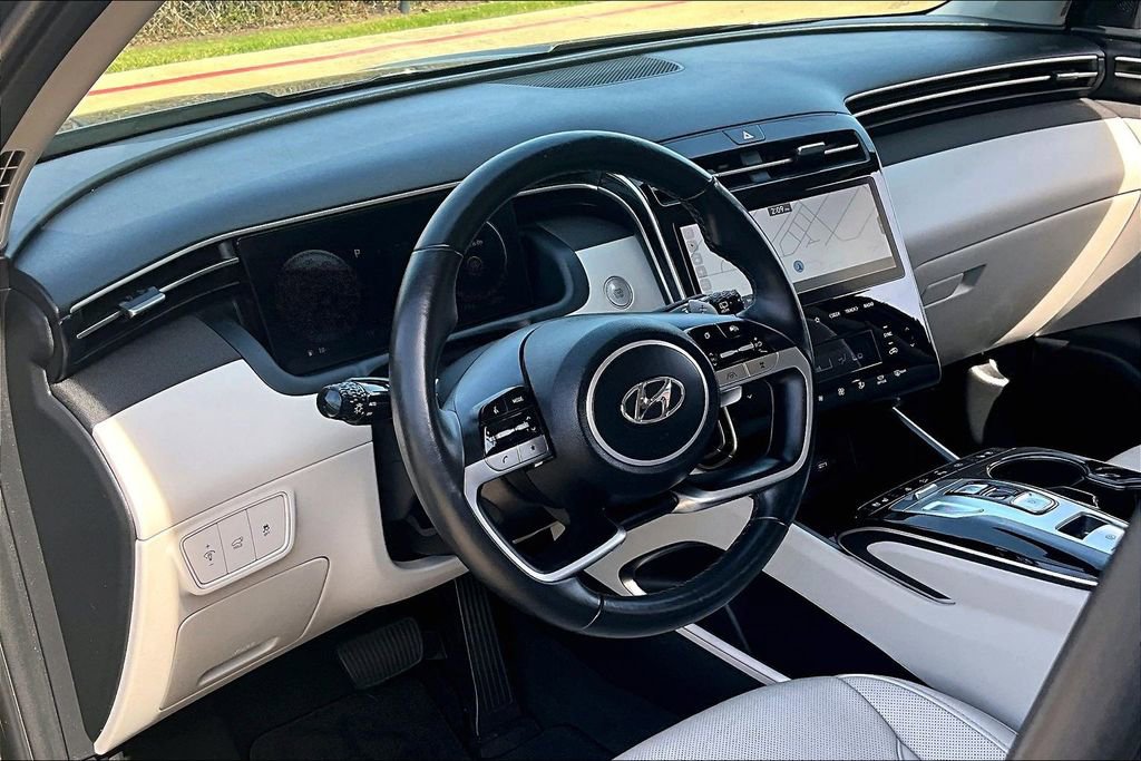 Used 2023 Hyundai Tucson Limited image 18