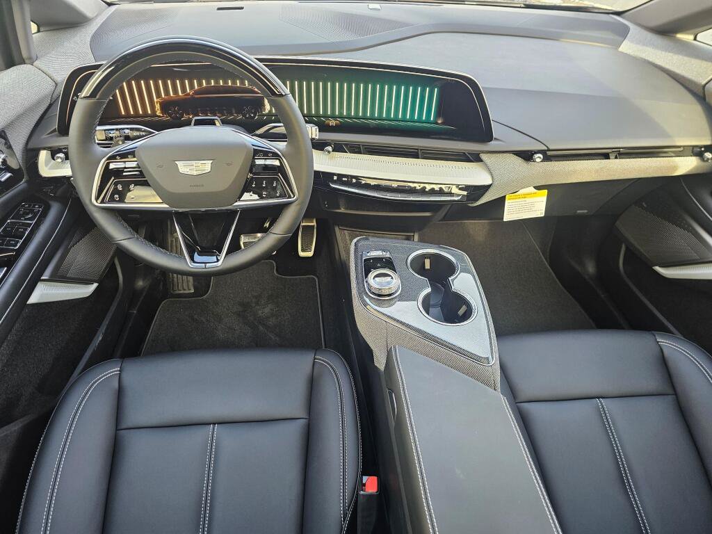 New 2026 Cadillac Optiq Luxury 1 RWD image 21